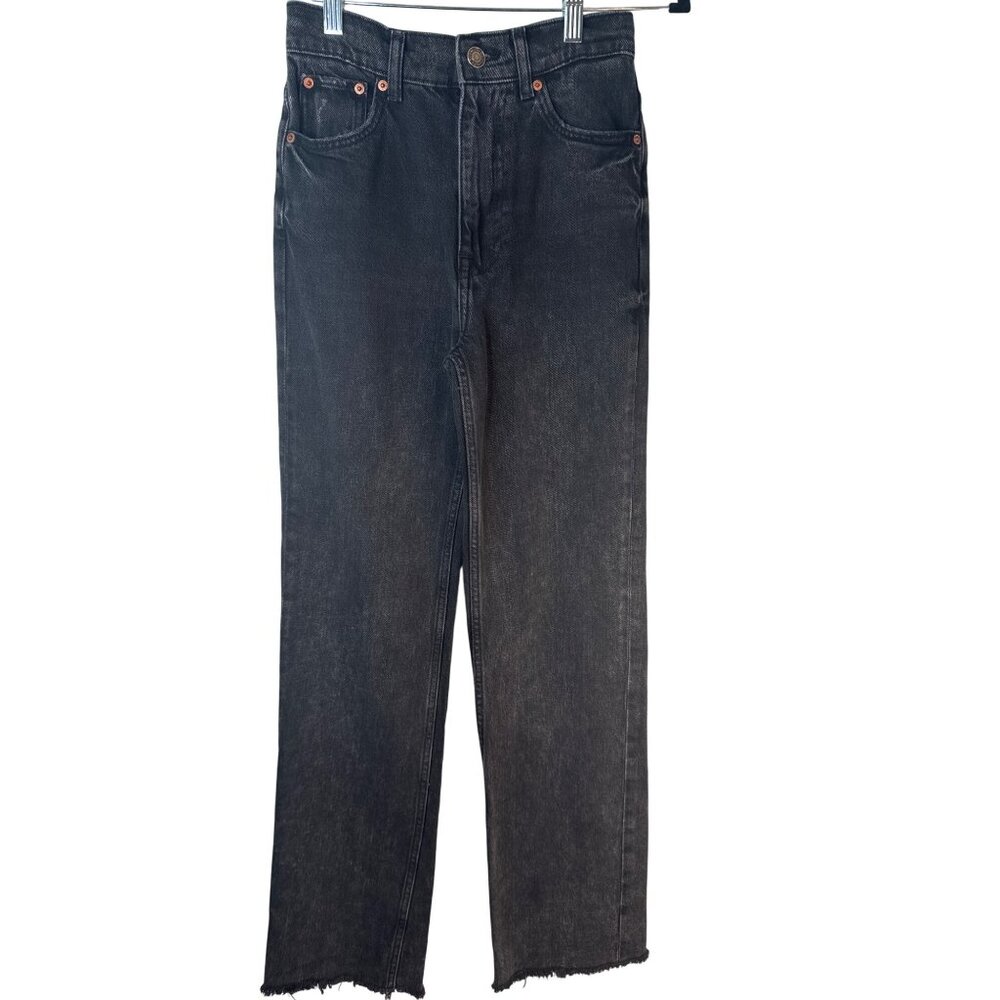 2/$30 ZARA Size 2 Womens Frayed Hem Black Denim Jeans